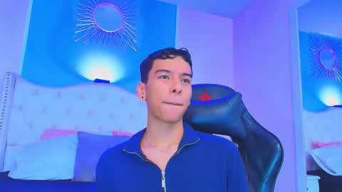 aiden_royce online show from September 29, 2:27 am