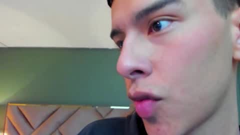 aiden_royce online show from January 12, 5:34 am