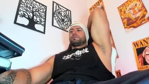 Aiden Brites online show from November 23, 2:11 am