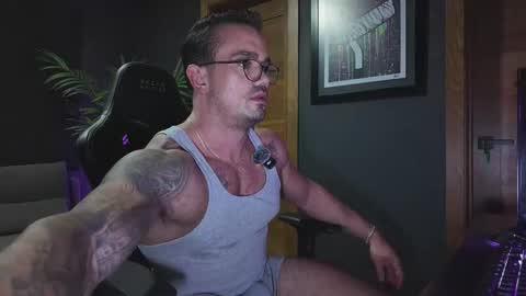 aidenlivex online show from November 18, 1:22 am