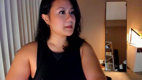 Giana online show from February 7, 3:54 am