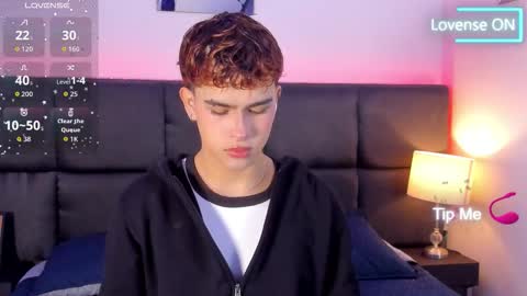 Aiden  online show from October 21, 12:06 pm