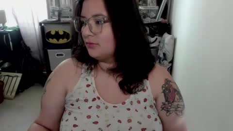 Catalina online show from February 9, 2:43 pm