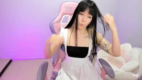 Ailee Hyuga online show from January 3, 3:44 pm