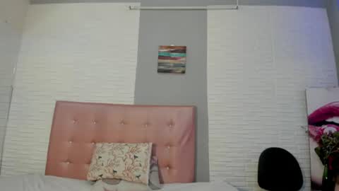 Snapshot of aileenkeys chatting on August 5, 7:28 pm aileenkeys online show from August 5, 7:28 pm