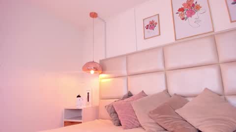 Aily Yozuko online show from February 18, 2:38 am