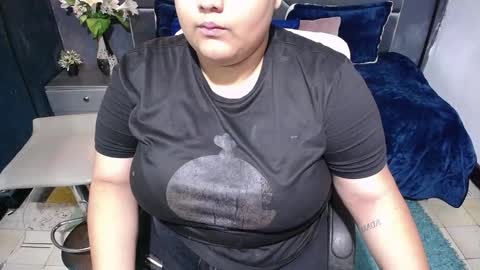 Ailyn rouss online show from March 2, 1:29 pm