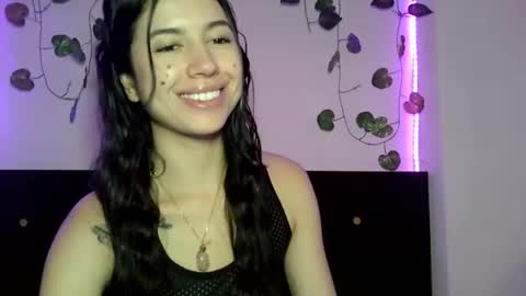 J  online show from December 18, 5:00 pm