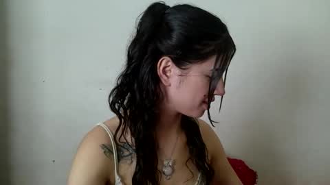 J  online show from March 27, 3:45 pm