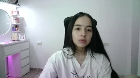 Snapshot of aineangeel chatting on February 12, 1:55 am AINE online show from February 12, 1:55 am