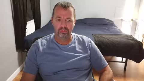Snapshot of airbornelunsford39 chatting on June 4, 11:33 pm Daddy online show from June 4, 11:33 pm