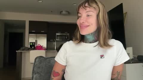 Airgead online show from November 8, 3:01 pm