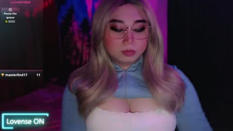 Goddess Airis online show from May 18, 7:58 am