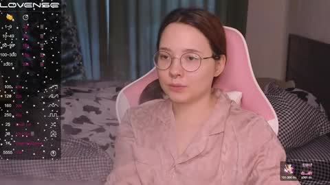 airyhill online show from December 24, 11:28 am