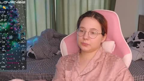 airyhill online show from December 27, 11:28 am