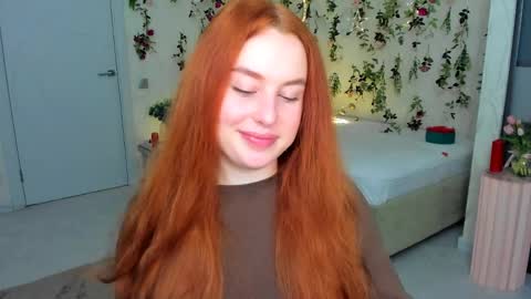 Louise online show from April 2, 10:02 am