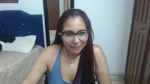 aisha_french online show from May 5, 2:36 pm