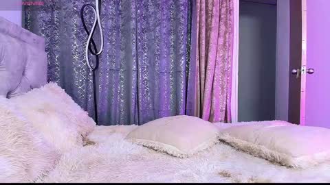 Snapshot of aisha_grace chatting on January 11, 7:39 am Ash INDEPENDET MODEL online show from January 11, 7:39 am