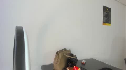 Aisha online show from January 12, 3:45 am