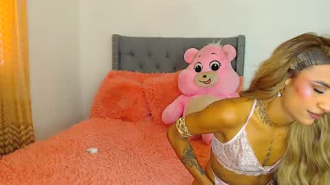 aisha_sex222 online show from September 20, 5:25 pm