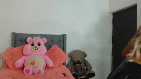 aisha_sex222 online show from September 21, 9:49 pm