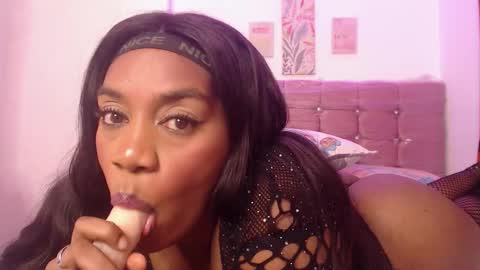 Snapshot of aishaowens chatting on February 14, 11:56 pm Aisha online show from February 14, 11:56 pm