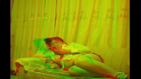 Snapshot of aiss520 chatting on February 18, 4:14 pm Unrestrained Girl online show from February 18, 4:14 pm