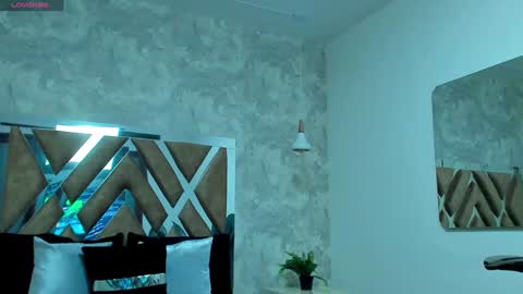 little aitana  online show from December 4, 4:10 am