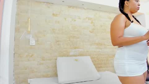  AITANA online show from February 25, 3:16 am