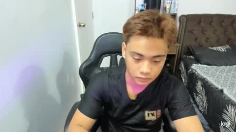 Snapshot of aizawa194624 chatting on March 29, 5:46 pm aizawa194624 online show from March 29, 5:46 pm