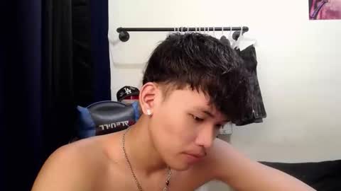 aj_daksxx online show from April 4, 3:09 pm