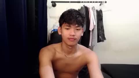 aj_daksxx online show from April 7, 5:35 pm