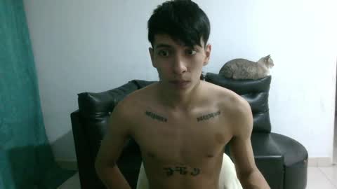Snapshot of ajhoansebastian94 chatting on May 4, 2:51 am SebasT-sex online show from May 4, 2:51 am