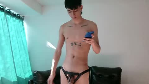 Snapshot of ajhoansebastian94 chatting on May 6, 8:25 pm SebasT-sex online show from May 6, 8:25 pm