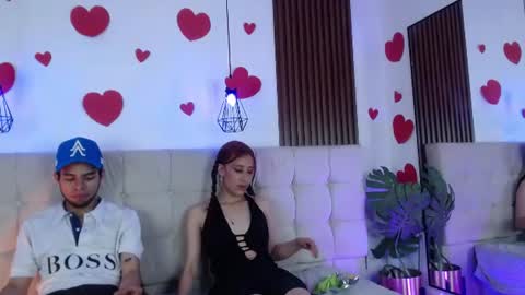 aji_golds online show from June 13, 8:40 pm