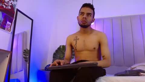 aji_golds online show from June 29, 4:07 pm