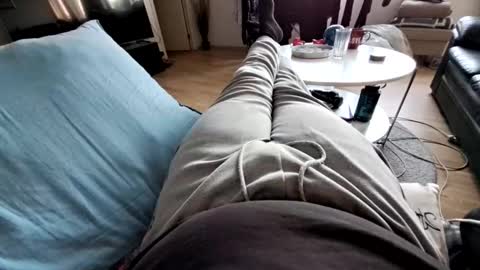 Snapshot of ak_2 chatting on January 9, 11:35 am ak_2 online show from January 9, 11:35 am