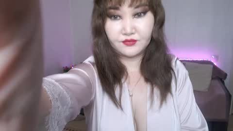 Shelly online show from May 9, 4:39 am
