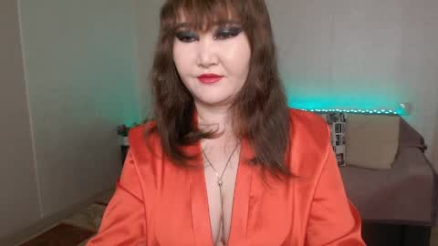 Shelly online show from May 25, 6:58 pm