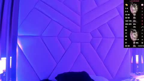 akazaboy online show from November 30, 8:57 pm