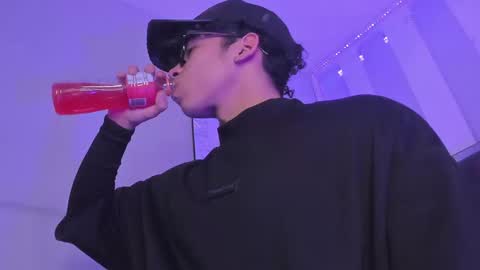 akazaboy online show from March 13, 4:52 am