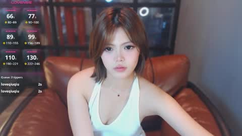 Aki  online show from May 26, 9:38 am