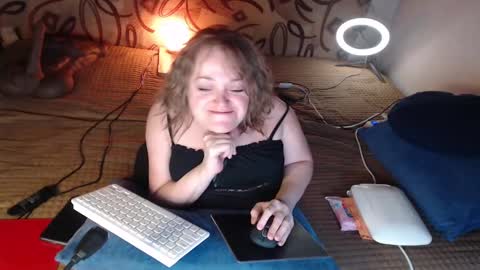 Snapshot of akindmodel chatting on January 21, 3:21 pm Natalie online show from January 21, 3:21 pm