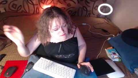 Snapshot of akindmodel chatting on January 29, 10:16 am Natalie online show from January 29, 10:16 am