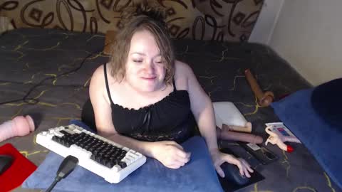 Snapshot of akindmodel chatting on February 25, 4:21 pm Natalie online show from February 25, 4:21 pm