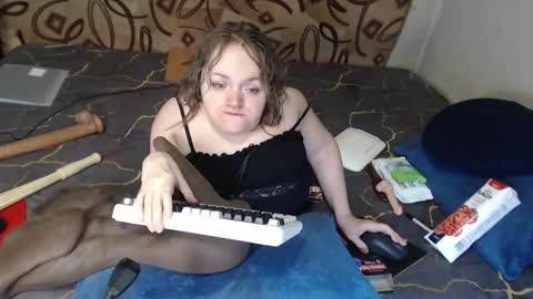 Snapshot of akindmodel chatting on February 28, 3:37 pm Natalie online show from February 28, 3:37 pm