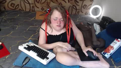 Snapshot of akindmodel chatting on March 5, 7:16 am Natalie online show from March 5, 7:16 am