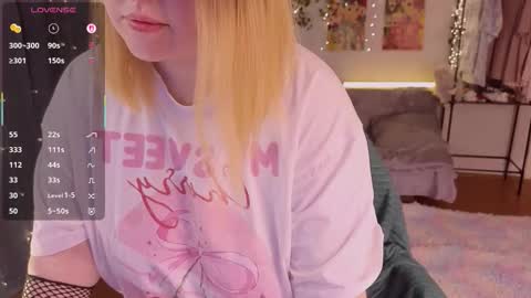 Aki online show from February 4, 6:14 pm