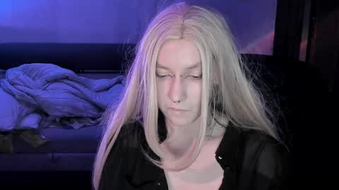 Snapshot of akira_ivyy chatting on February 10, 3:05 pm Akira online show from February 10, 3:05 pm