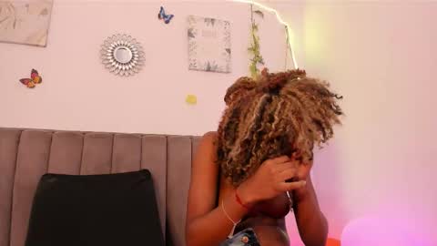 akirastone_ online show from November 15, 6:37 pm